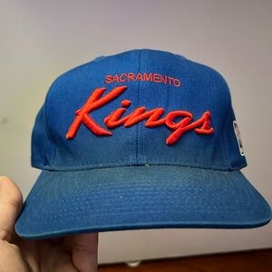 NBA (Adidas) SNAPBACK. Sacramento Kings